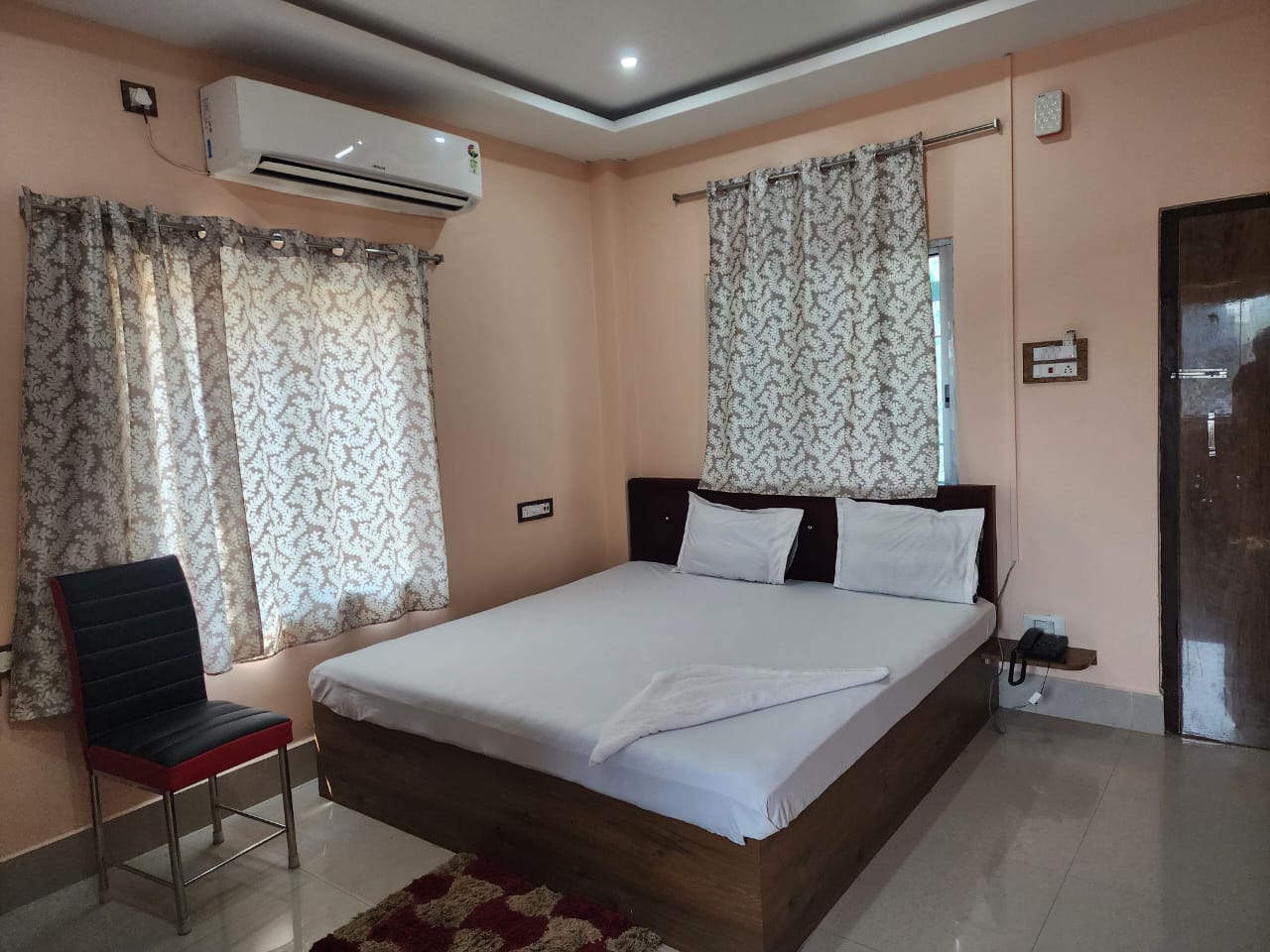 COTTAGE-DULUEX ROOM